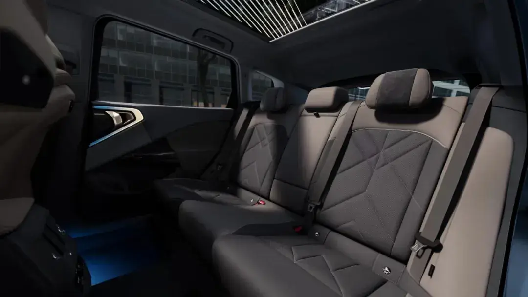 選擇一臺BMW,穿梭柴米油鹽中的英雄主義
